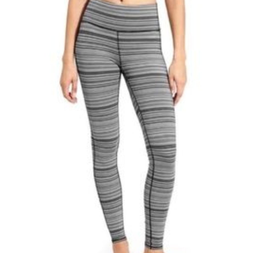 Athleta M Chaturanga Legging Black White Stripe